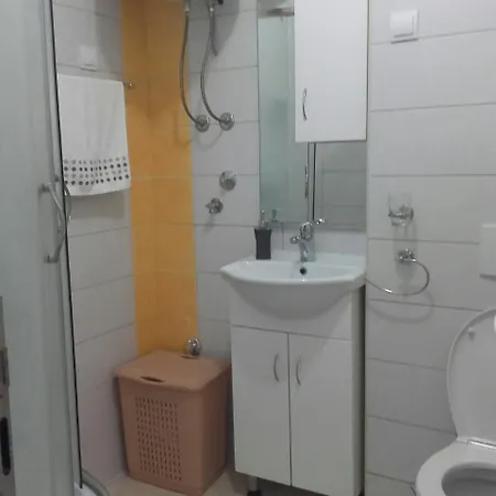 - Jaz Apartament Budva
